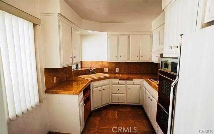 1757 North Normandie Avenue