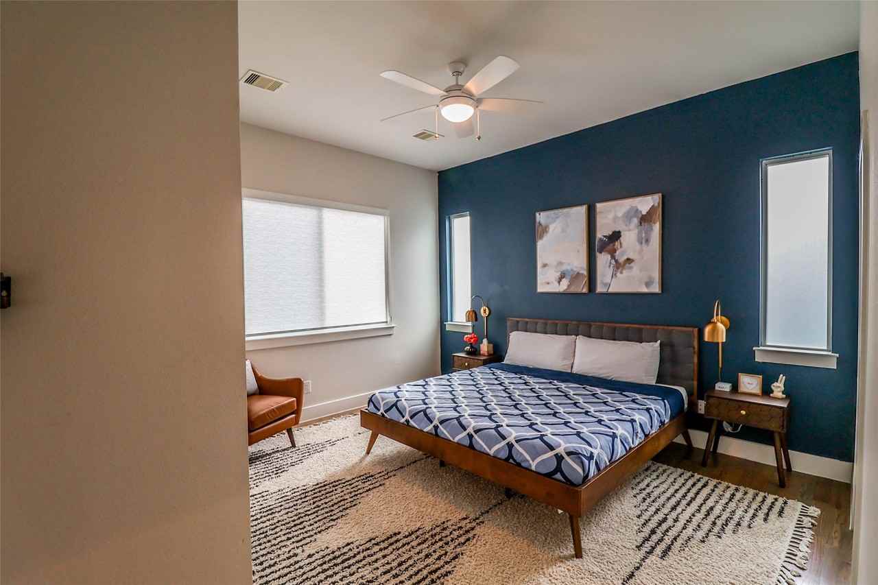 2306 Wipprecht Street #2306