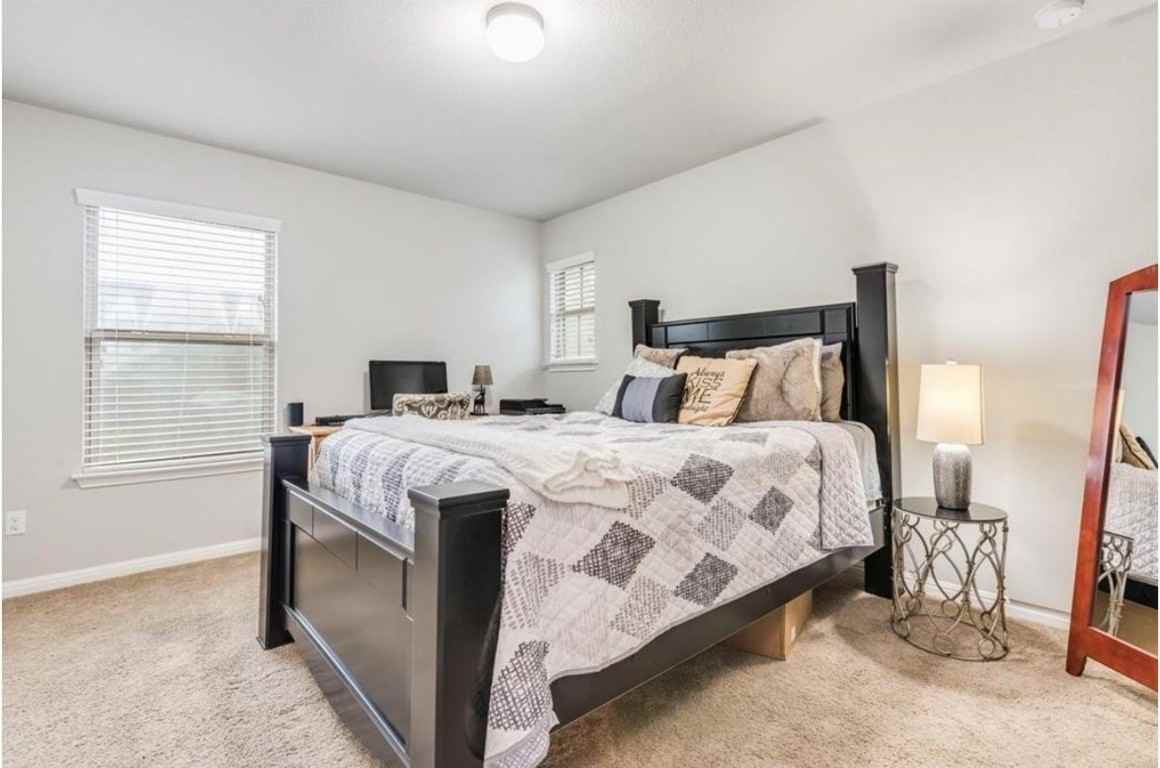 2001 Herzog #2001 - Photo 2 of 35