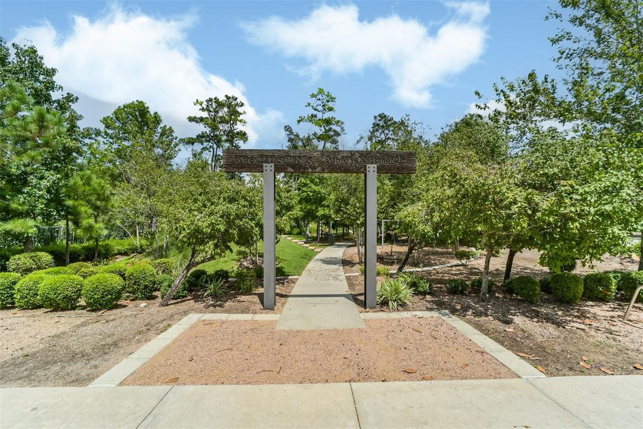 28289 Emerald Bnd #28289 - Photo 3 of 39