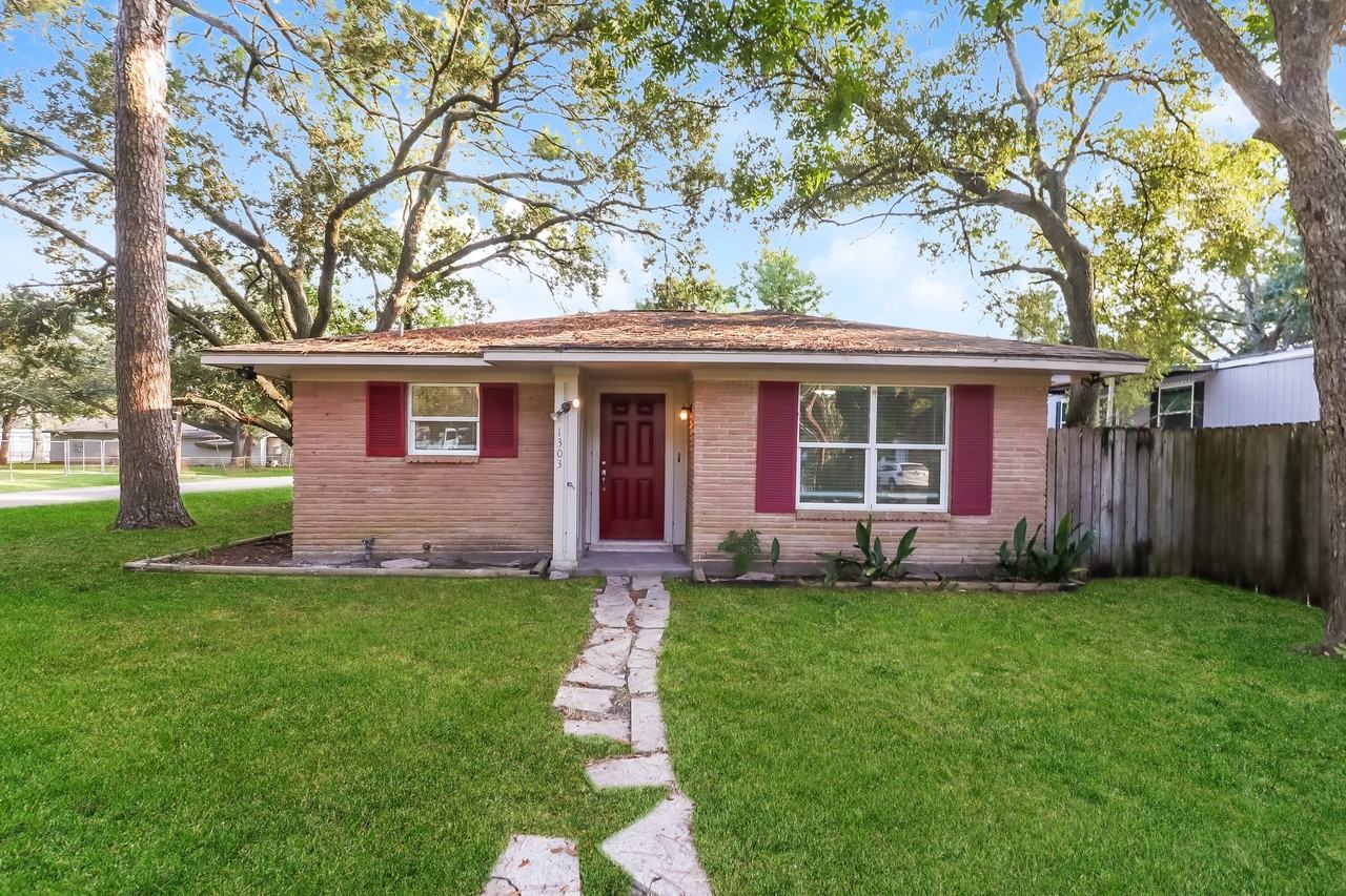 1303 W Phillips St #1303 - Photo 5 of 15