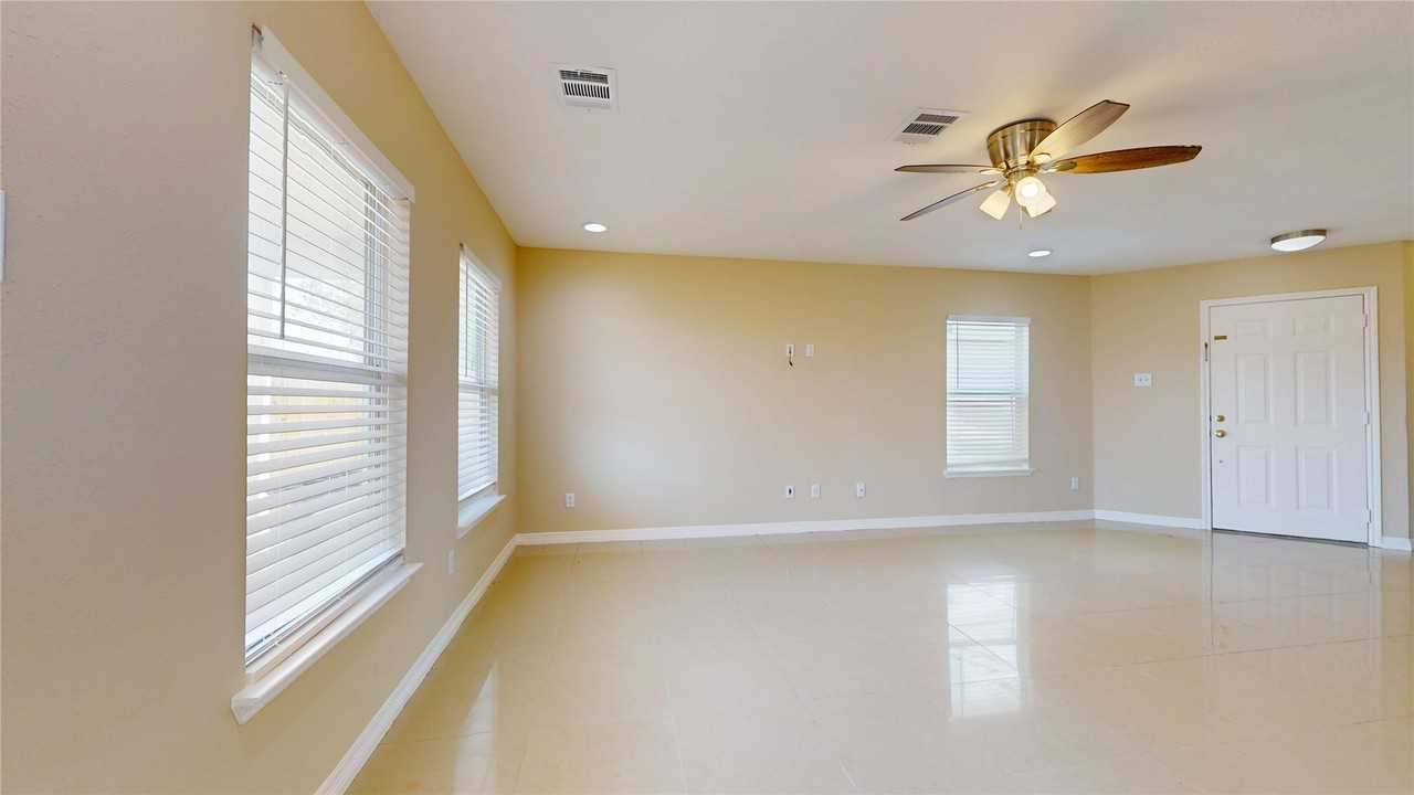 20530 Fairworth Place Ln #20530 - Photo 6 of 48