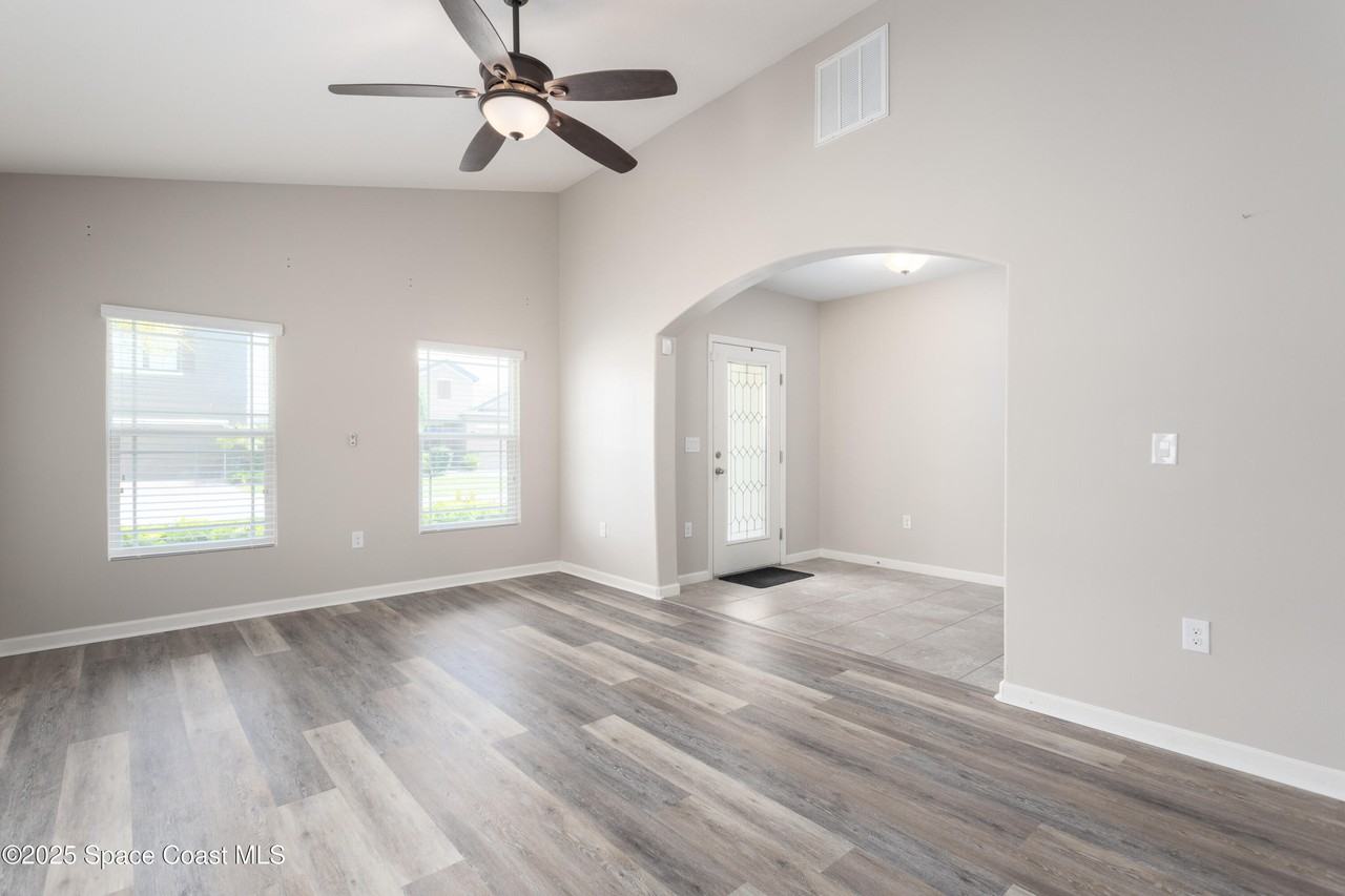 4105 Harvest Circle #4105 - Photo 3 of 31