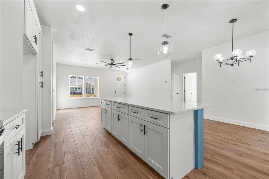 601 Fisher Dr #601 - Photo 3 of 29