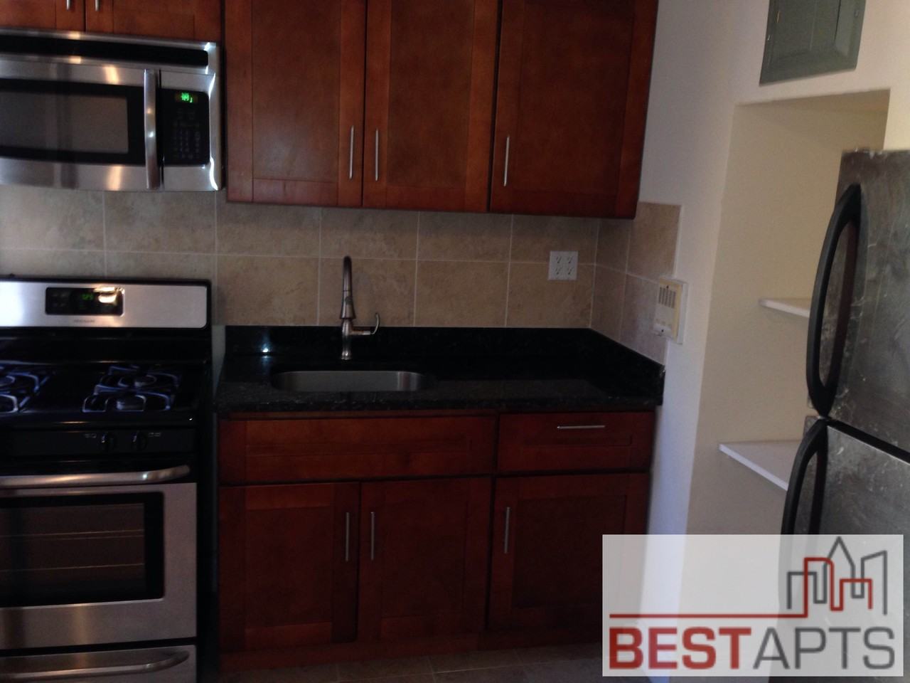 Fort Washington Ave & W 171st St #21j