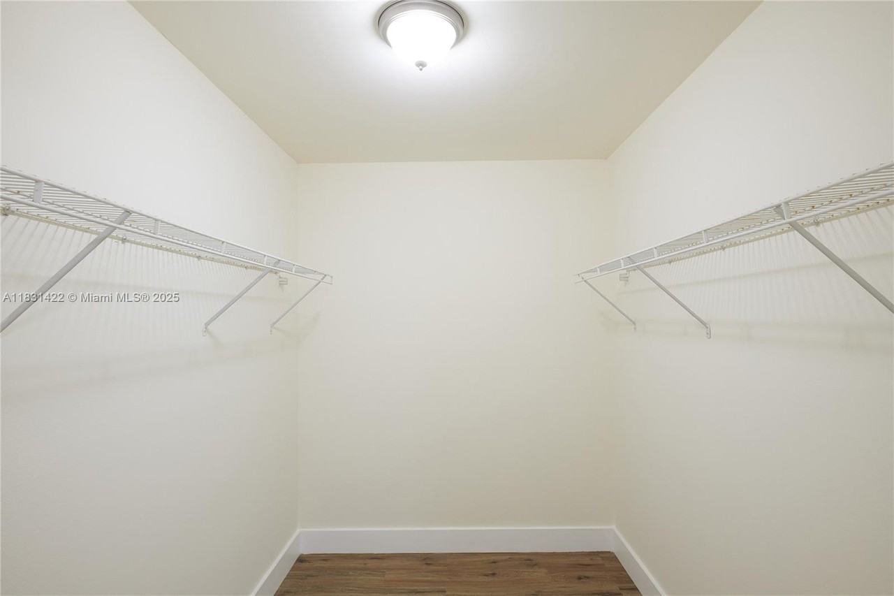 Millionaire's Row #5845-304 - Photo 5 of 26