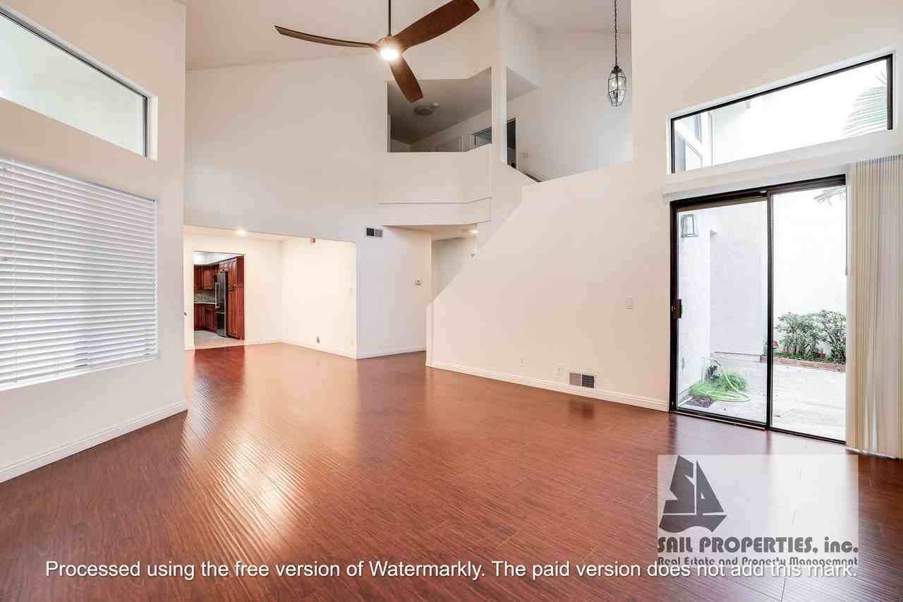 4444 Spencer St - Photo 5 of 20