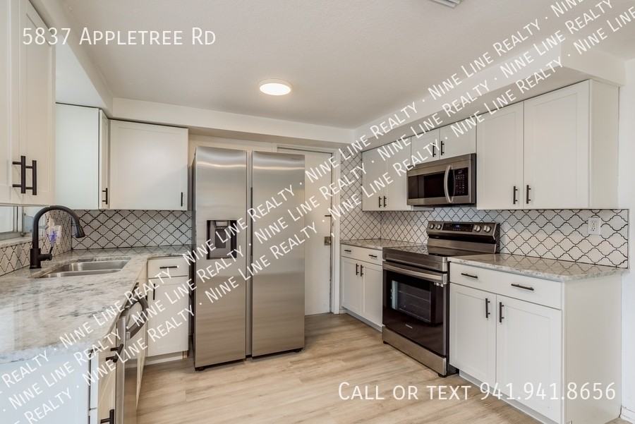 5837 Appletree Rd - Photo 5 of 10