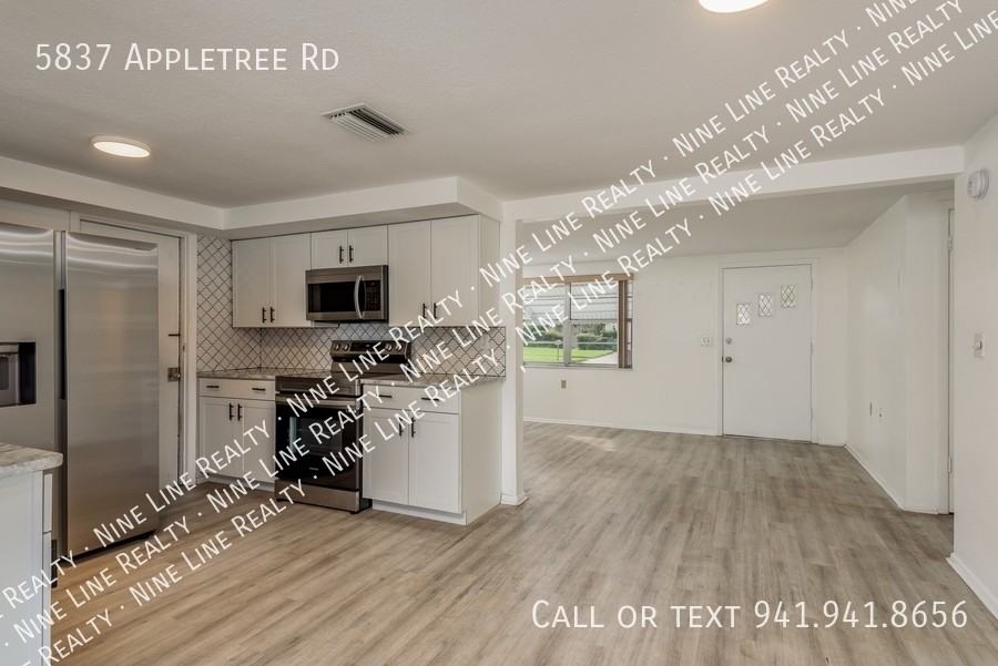 5837 Appletree Rd - Photo 6 of 10