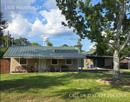 featured image of 1920 Houston Avenue