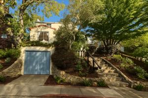 featured image of 1157 Oxford Street