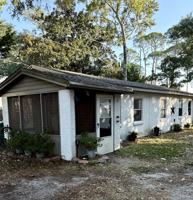 featured image of 521 E Miracle Strip Pkwy