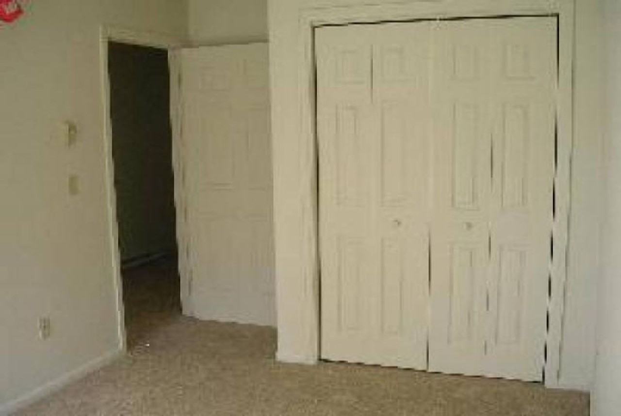 202 South 11th Street - Photo 5 of 6