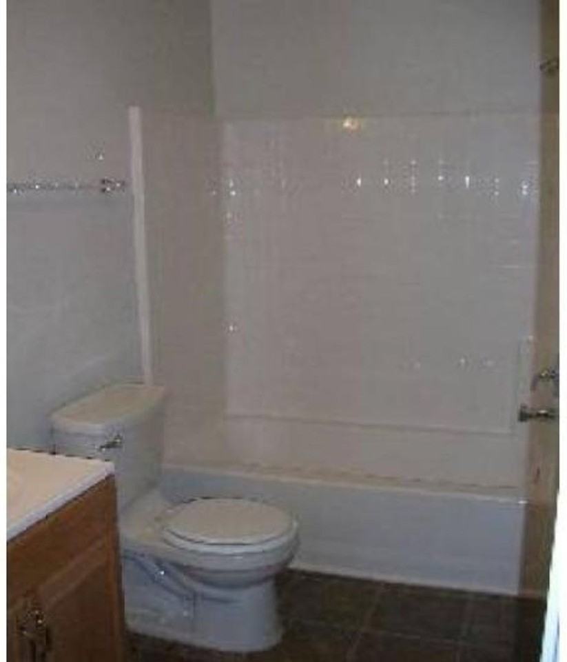 202 South 11th Street - Photo 6 of 6