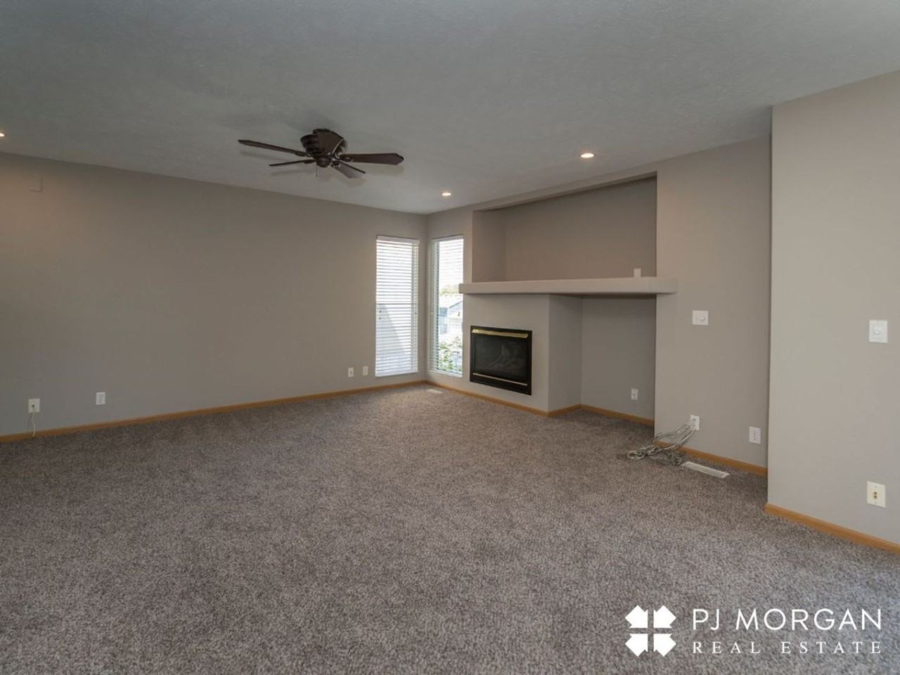 14512 Fowler Ave - Photo 3 of 19