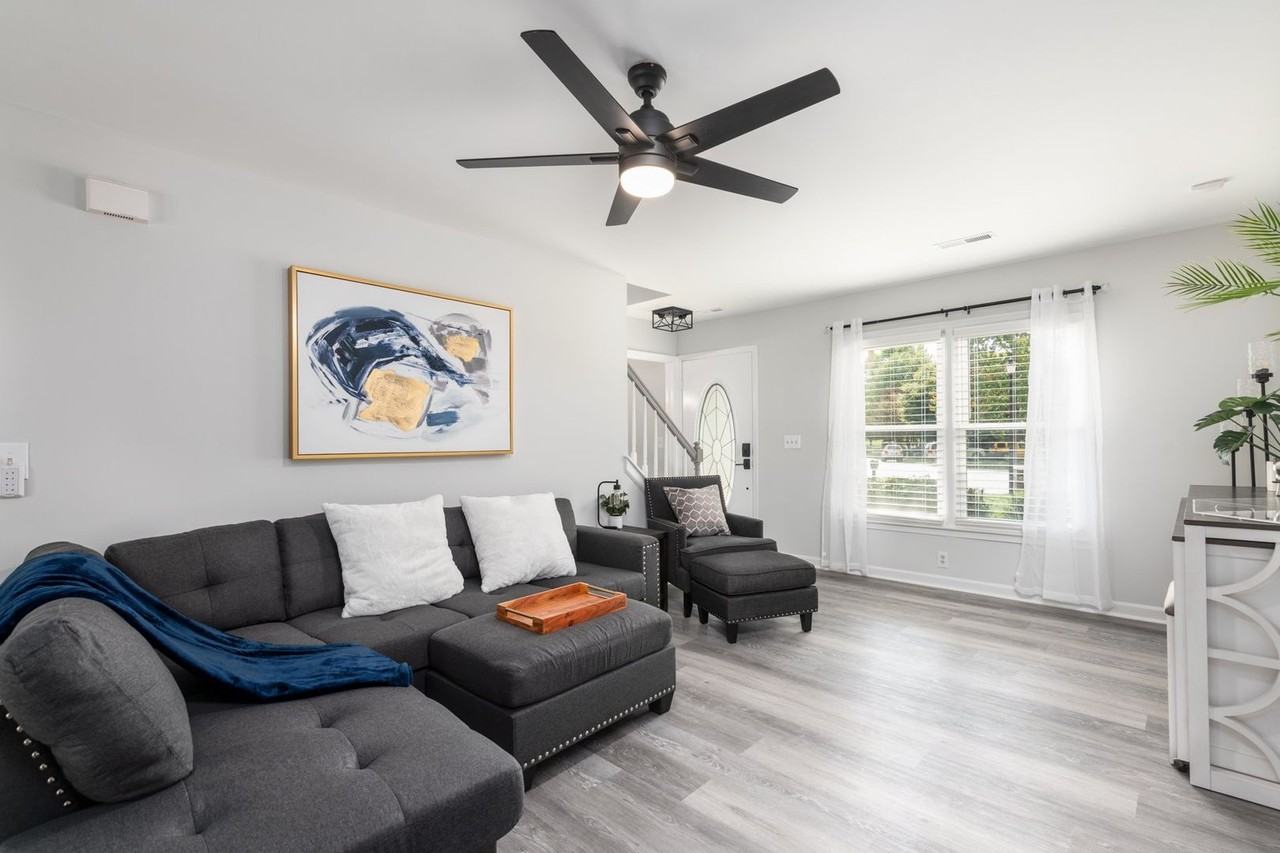 4126 Silver Fox Court - Photo 3 of 36