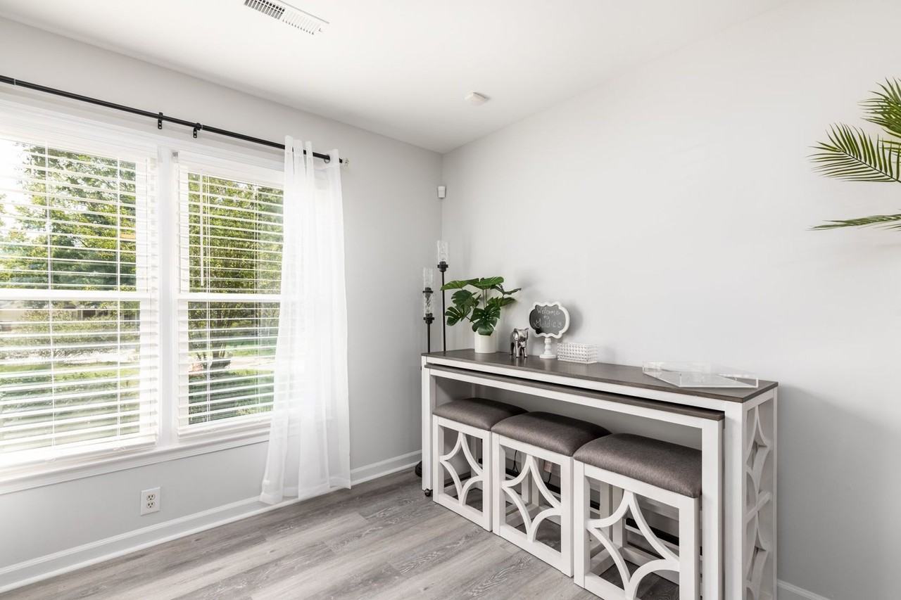 4126 Silver Fox Court - Photo 7 of 36