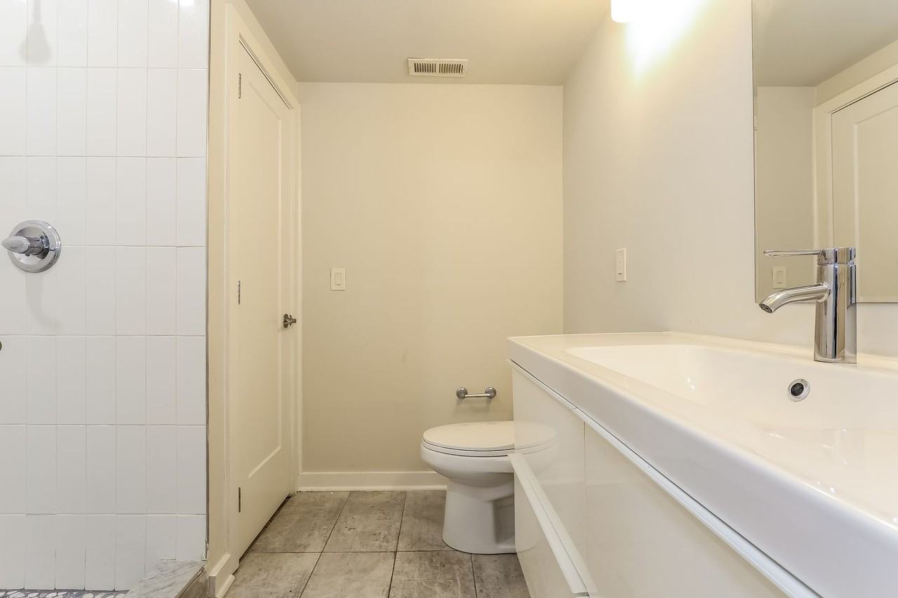 2106 N Percy St #A - Photo 4 of 15