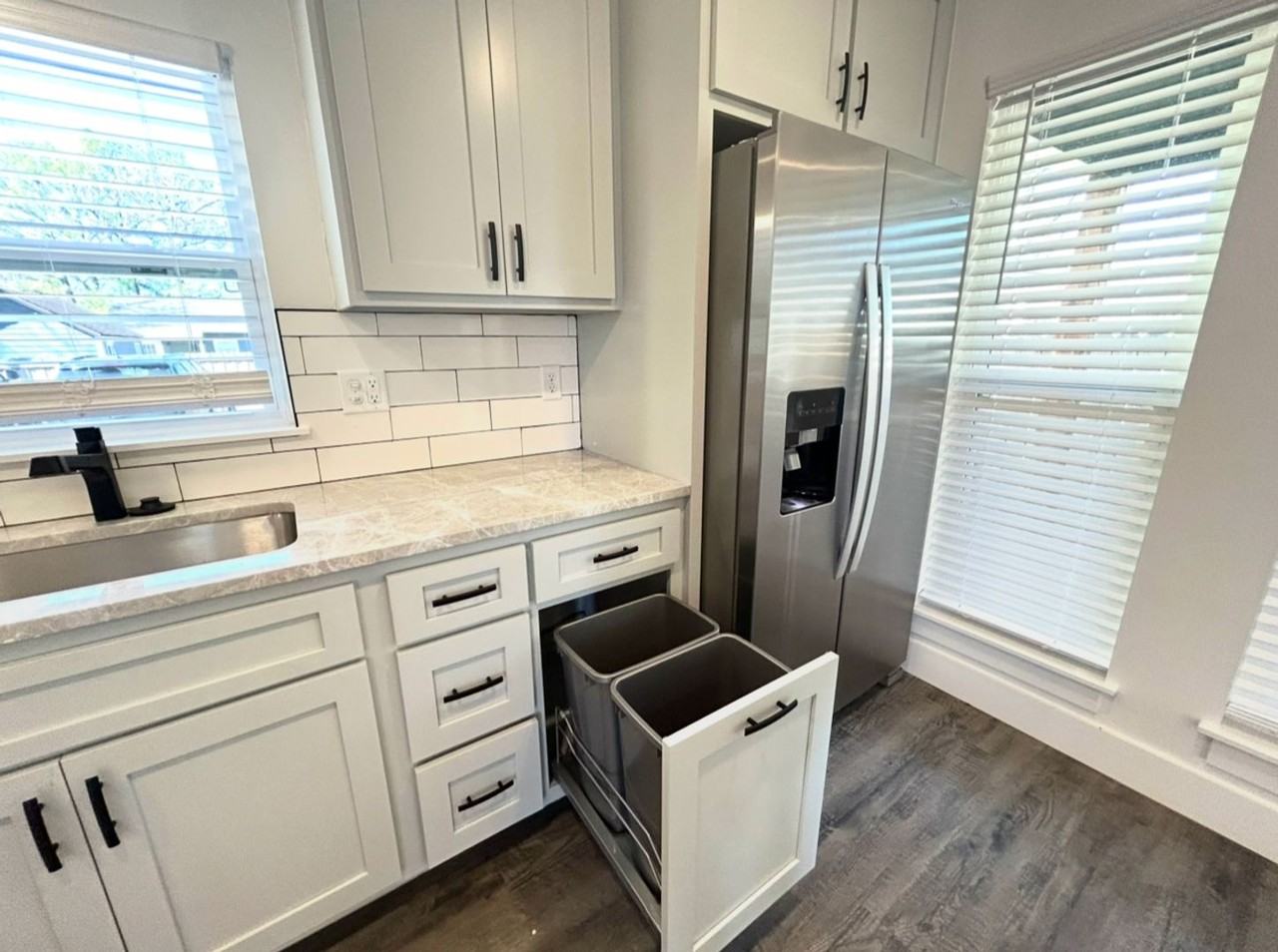 1453 S Washington Ave - Photo 4 of 21