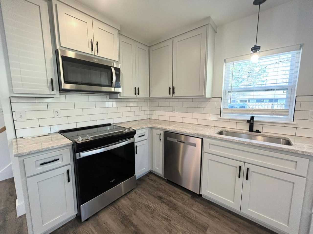 1453 S Washington Ave - Photo 6 of 21