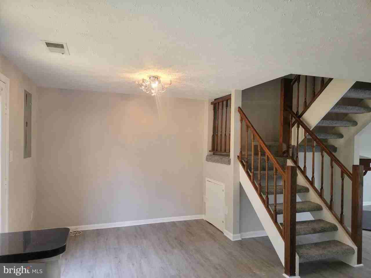 7475 Lone Star Road - Photo 5 of 14