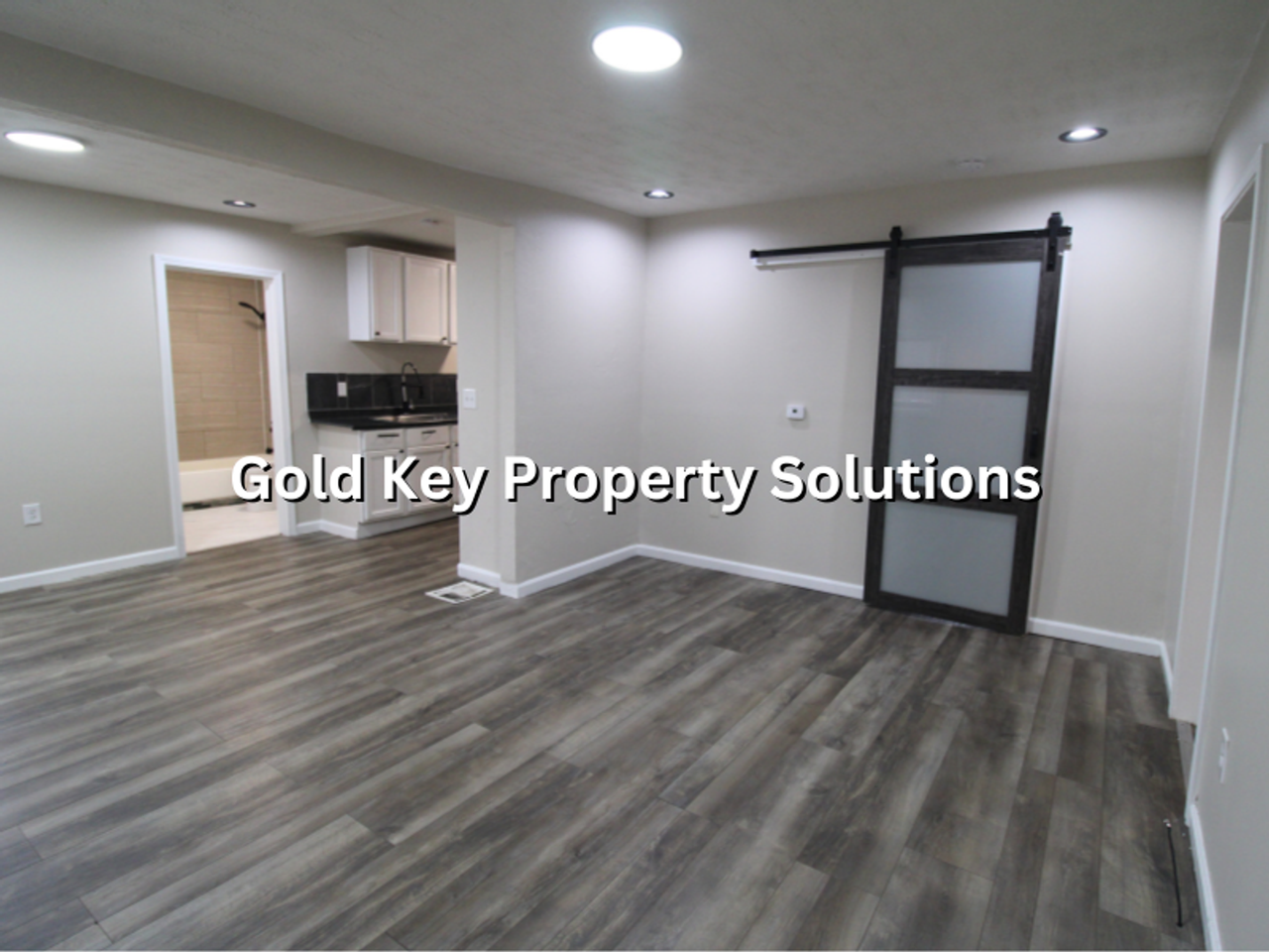 1728 West 20th Street - Photo 6 of 19