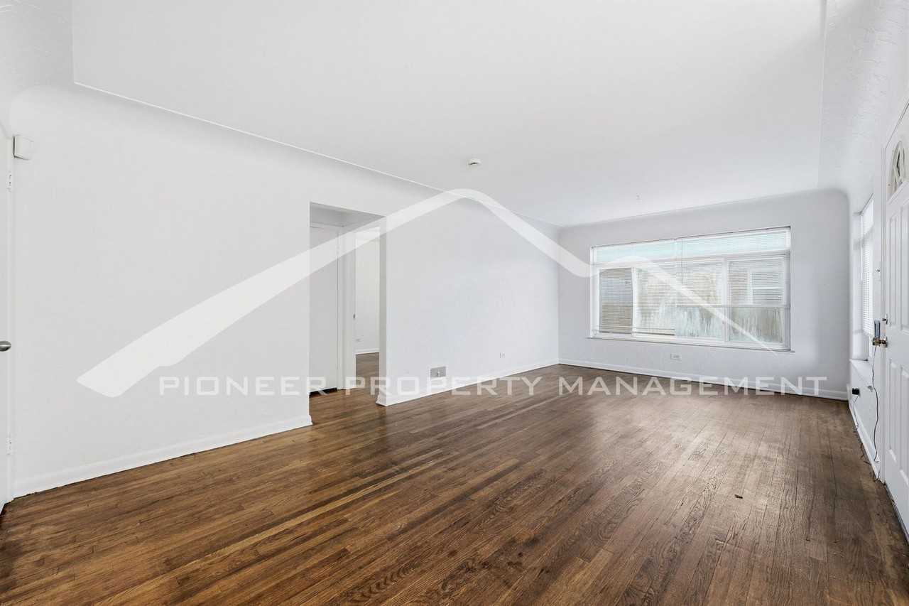 5320 E Thrill Pl - Photo 4 of 22