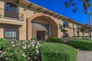 featured image of 1645 West Palm Lane