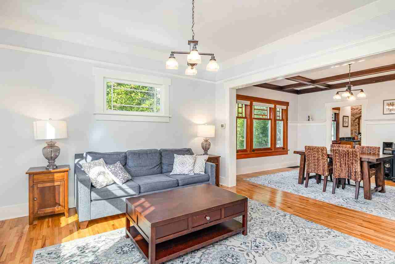 3026 Nw 61st St - Photo 7 of 26