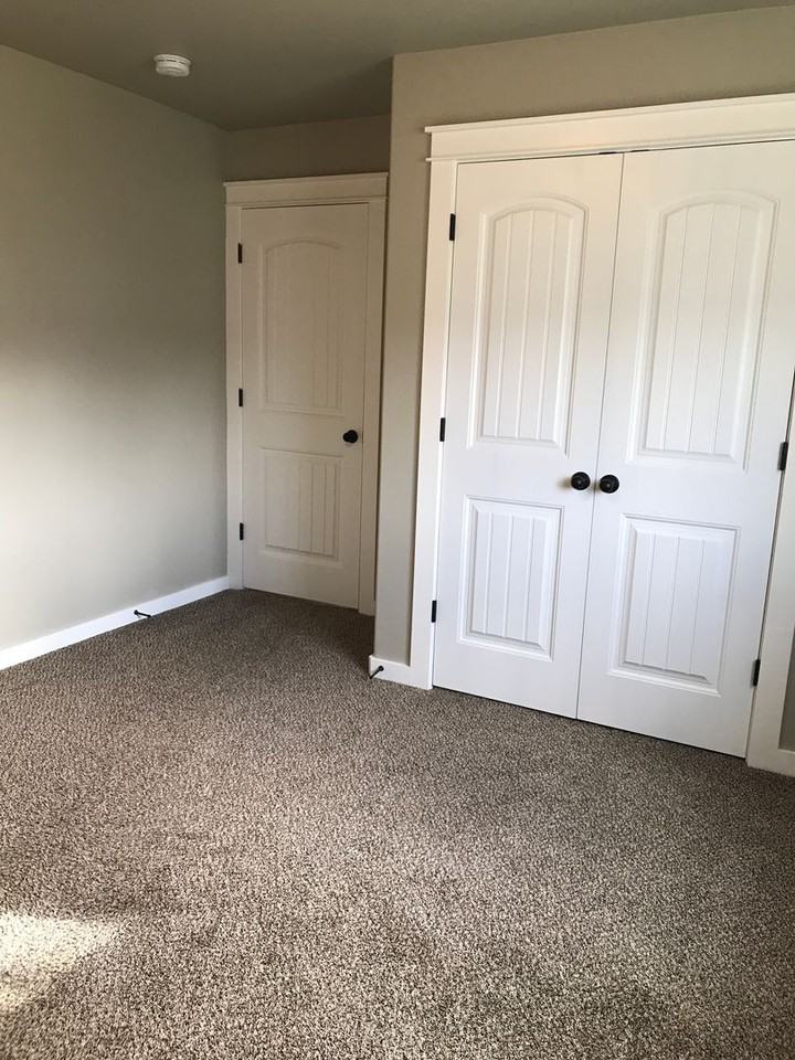 160 Boulder Dr - Photo 6 of 9