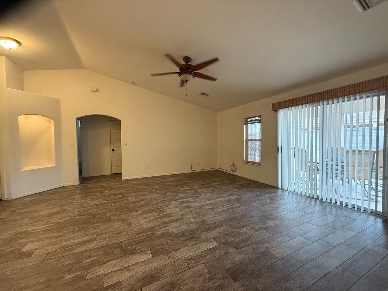 2863 Ventana Dr - Photo 5 of 42