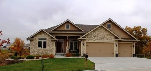 820 Locharno Dr - Photo 2 of 78