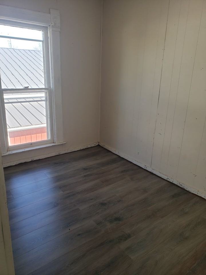 737 1/2 High Ave - Photo 3 of 8