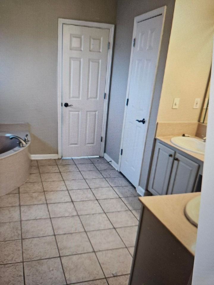 8156 Old Brownsville Rd - Photo 7 of 11