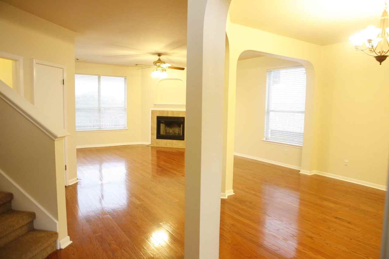 8836 Colberg Dr - Photo 7 of 19