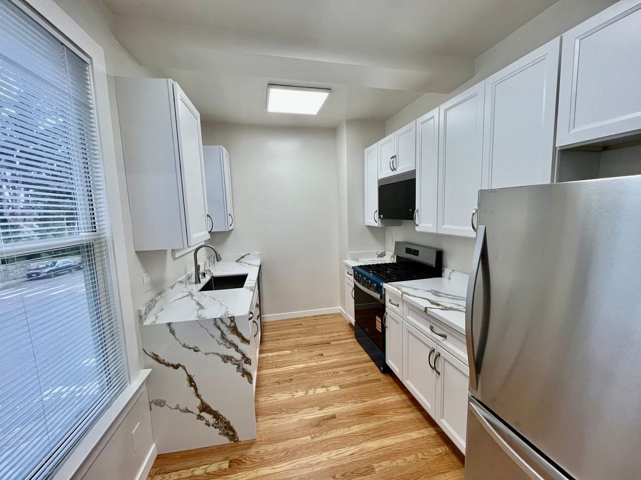 2665 Chestnut St #1 - Photo 3 of 8