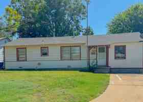 featured image of 1034 South Holly Lane