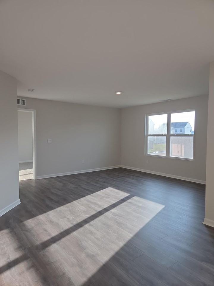 1450 Camden Ln - Photo 7 of 21