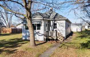 featured image of 121 Oak Street