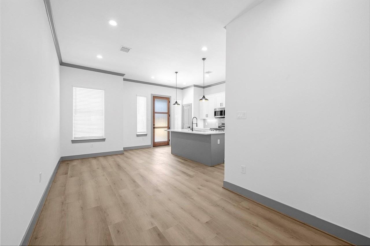 Bunche Duplexes - Photo 5 of 22