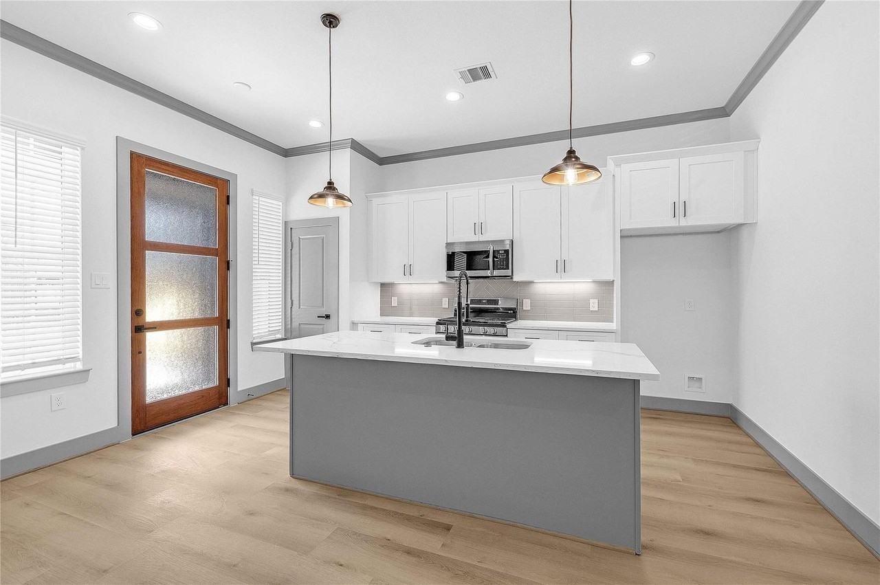 Bunche Duplexes - Photo 6 of 22