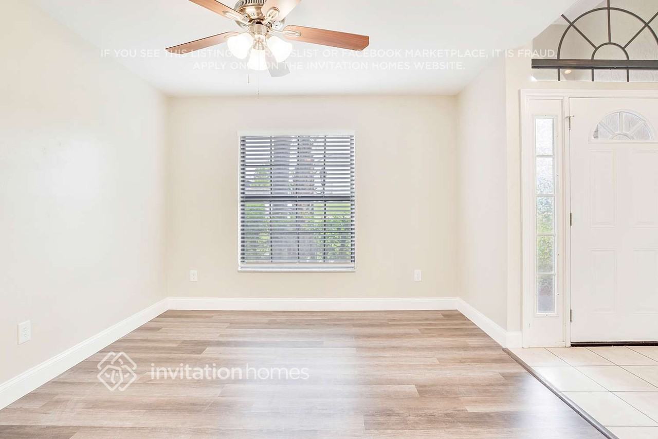 7455 High Lake Dr - Photo 3 of 23