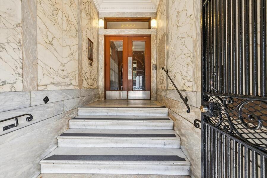 1501 Polk Street - Photo 2 of 17