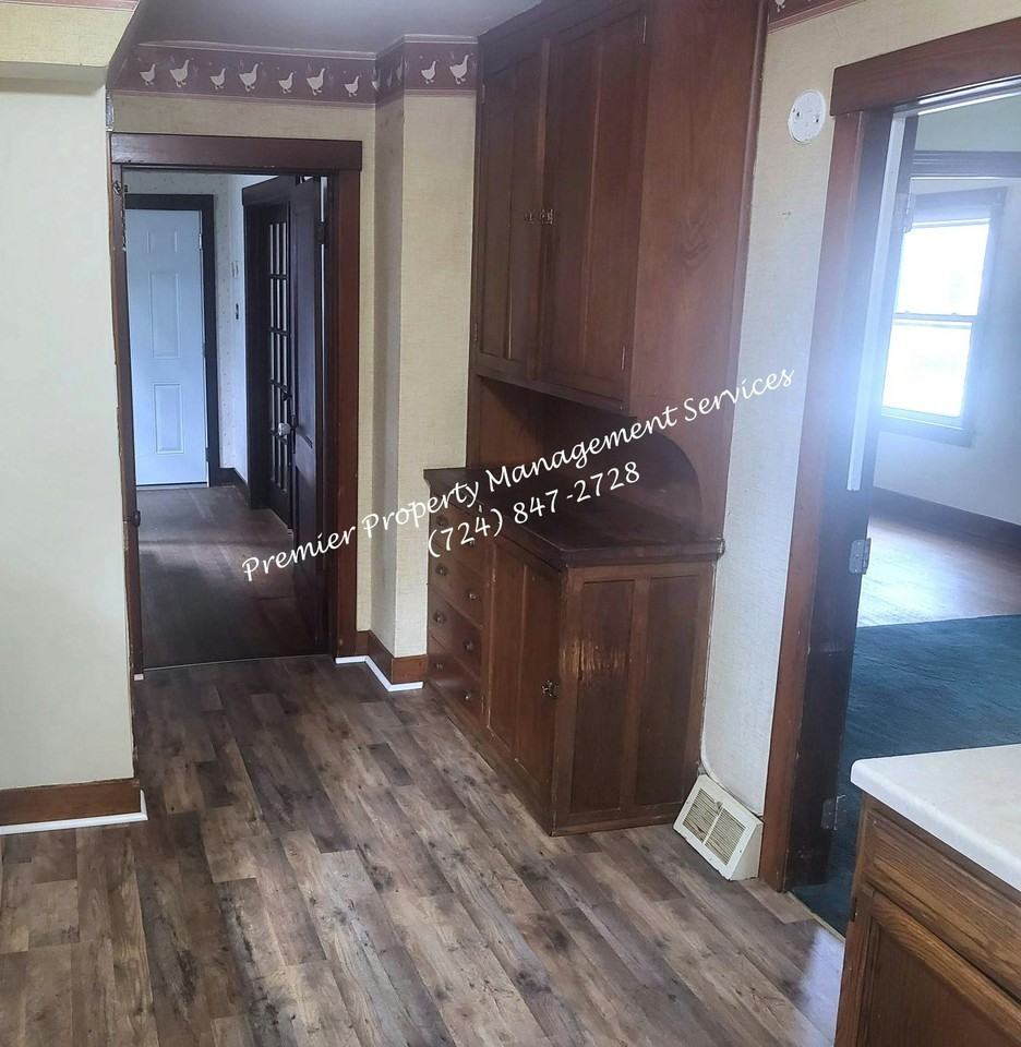 1303 Wade Street - Photo 6 of 14