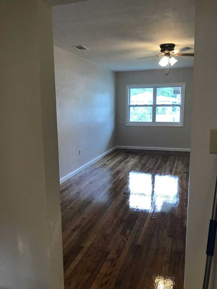 702 Covington Avenue - Photo 5 of 13