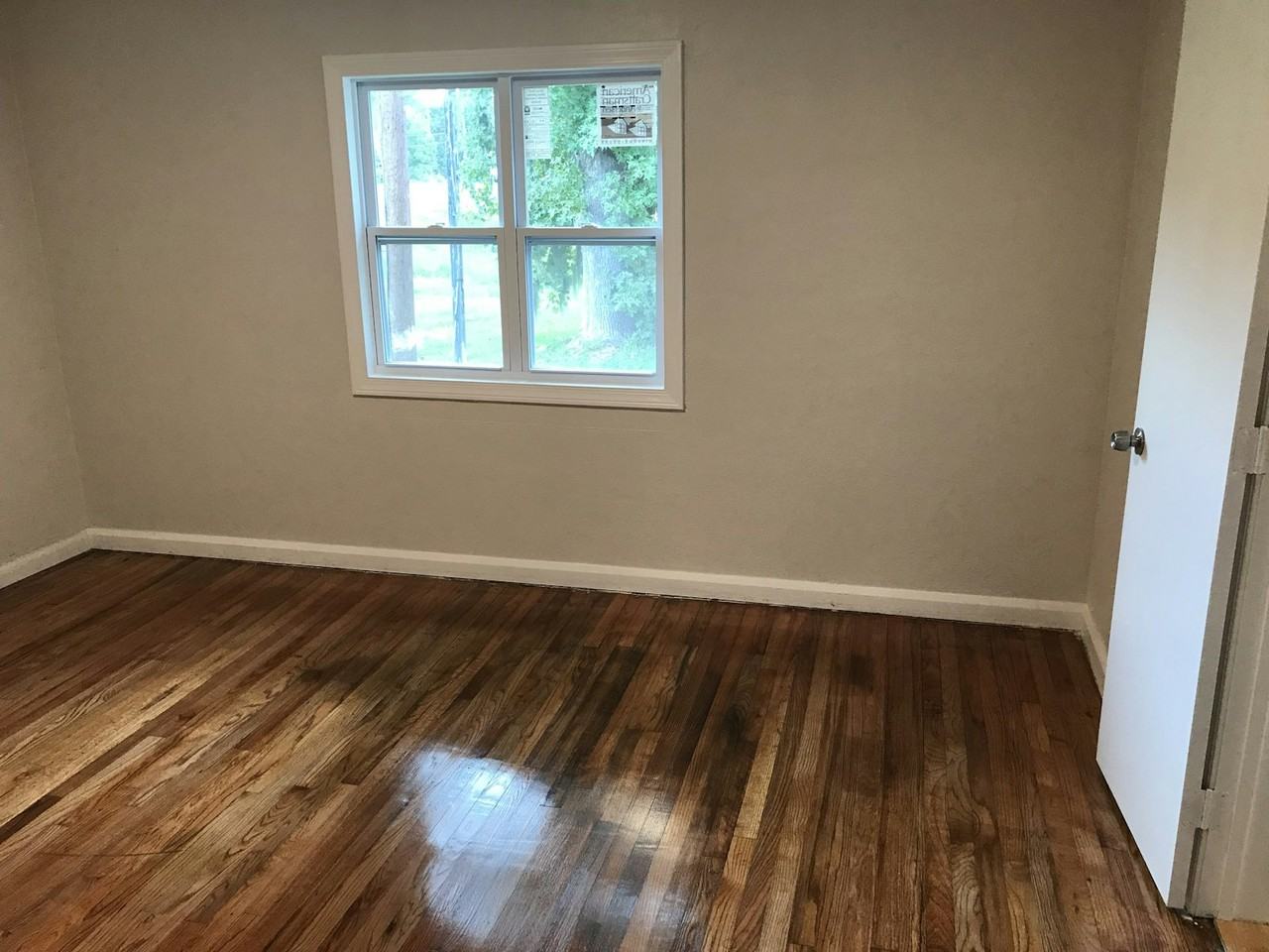 702 Covington Avenue - Photo 7 of 13