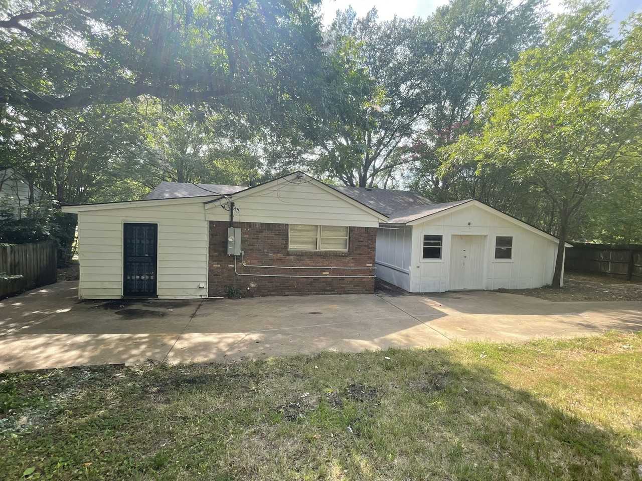 9154 Haleville Street - Photo 7 of 9