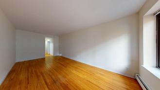 369 W 52nd St #3B - Photo 1 of 1