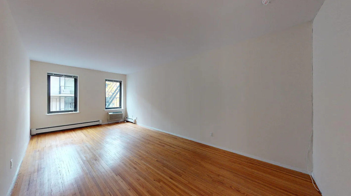 369 W 52nd St #3B - Photo 3 of 7