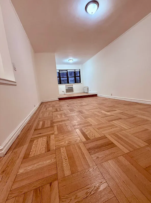 231 East 46th Street #5H - Photo 6 of 10